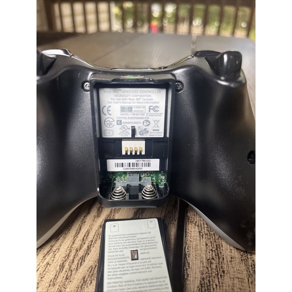 OEM Genuine Microsoft Xbox 360 Wireless Controller Tested‎ Work - Picture 4 of 6